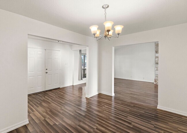 Building Photo - Move-In Ready Contemporary Gem on Treed Co...