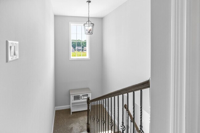 Building Photo - 681 Eva Agnes Ave