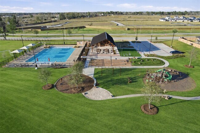 Building Photo - 18027 Lasso Mls Dr