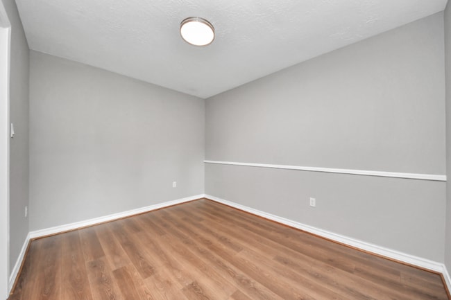Building Photo - 25603 Pine Acres Cir