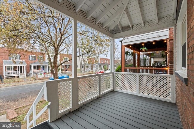 Building Photo - 340 Wesmond Dr