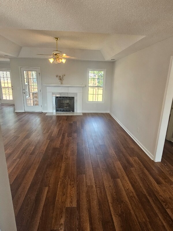 Building Photo - 507 Holly Ridge Ln