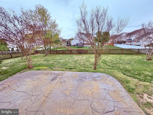 Building Photo - 39 Wild Rose Dr