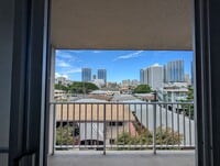 Building Photo - 1129 Rycroft St