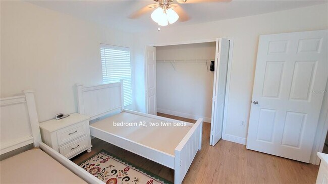 Building Photo - 5463 Vineland Rd