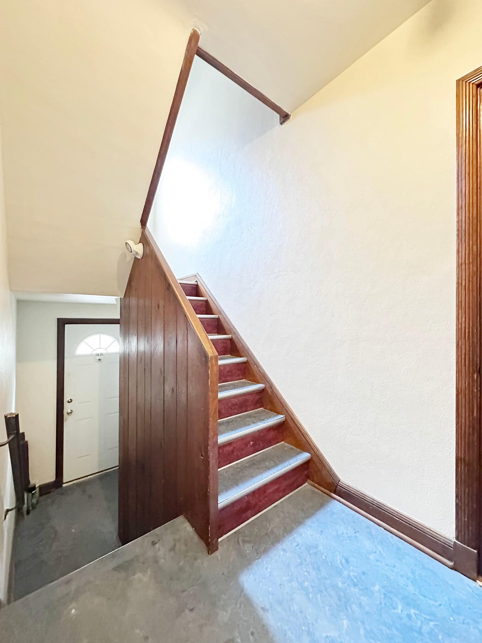 Building Photo - 5816 Mardel Ave