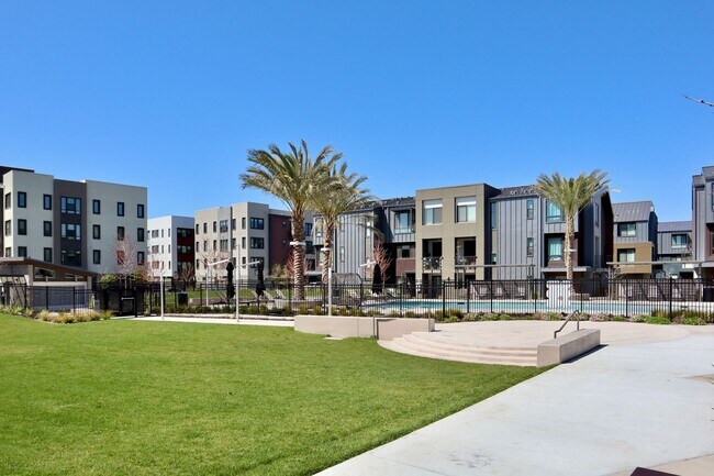 Building Photo - Modern 3-Bed Condo Near Warm Springs/South Fremont BART Station