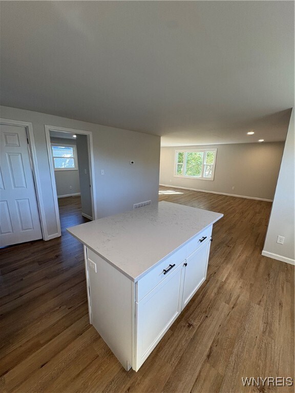 Building Photo - 862 Falcon Dr