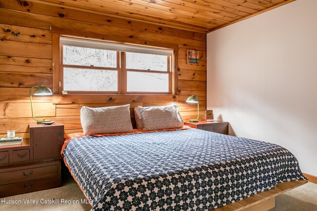 Building Photo - 671 Watson Hollow Rd