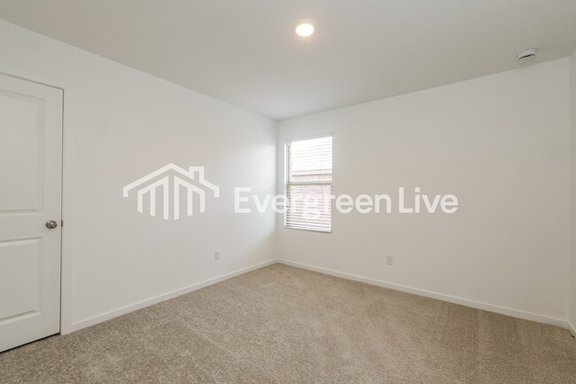 Building Photo - 9600 NW 125th St