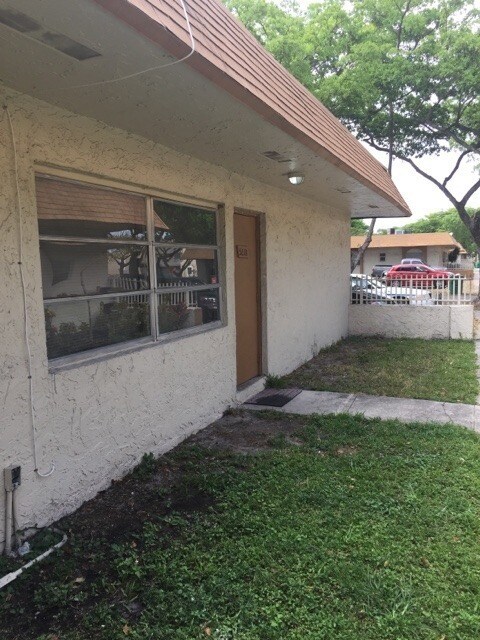 Building Photo - 5212 NW 24th St