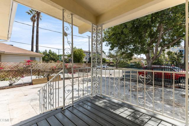 Building Photo - 1623 11th Pl
