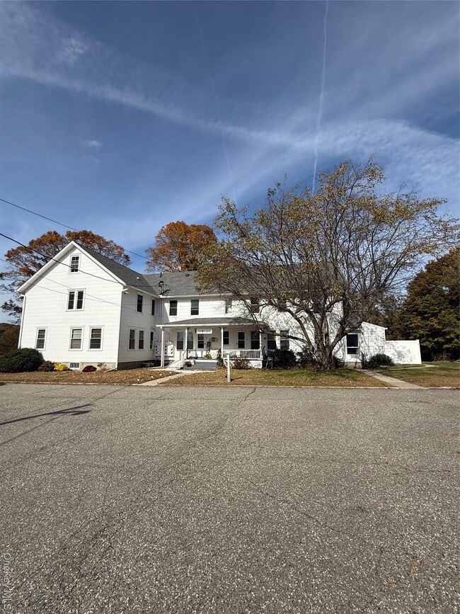 Building Photo - 50 Hurds Corners Rd