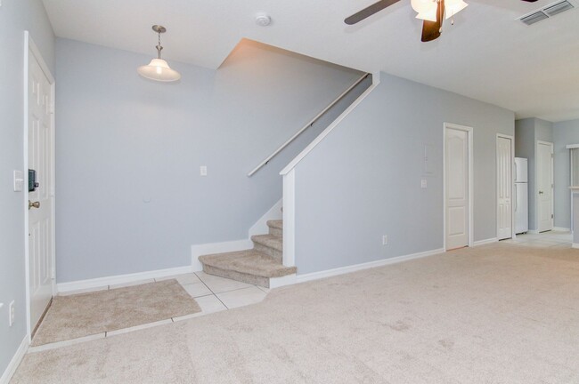 Building Photo - RENT BY MAY 15TH and RECEIVE 2 WEEKS OFF Y...