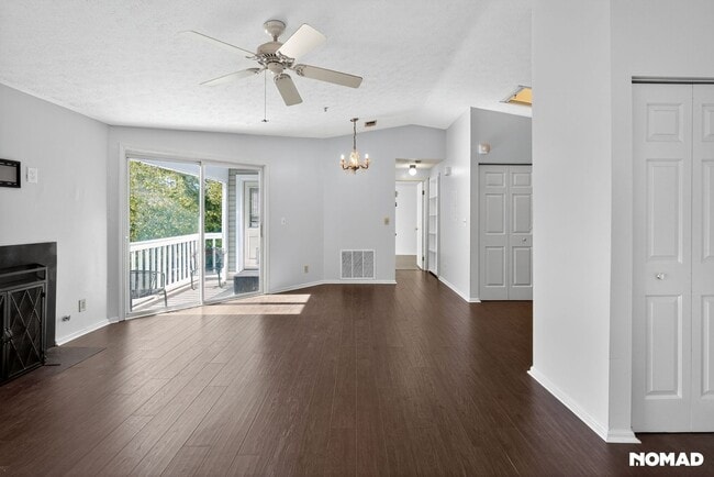 Building Photo - 1483 Keys Crossing Dr NE