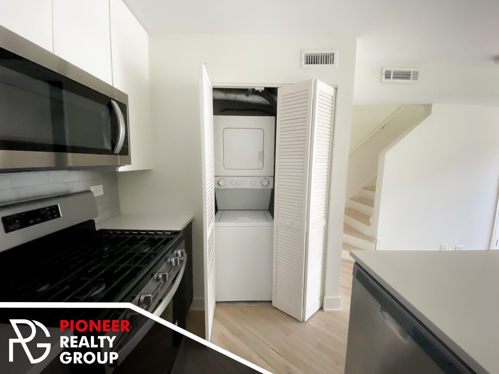 Building Photo - 939 W Grace St