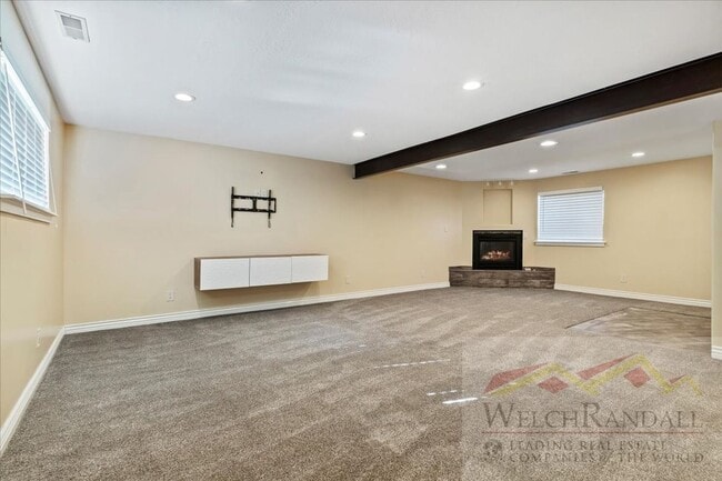 Building Photo - Your Ideal Heber Home: Spacious, Stylish, ...