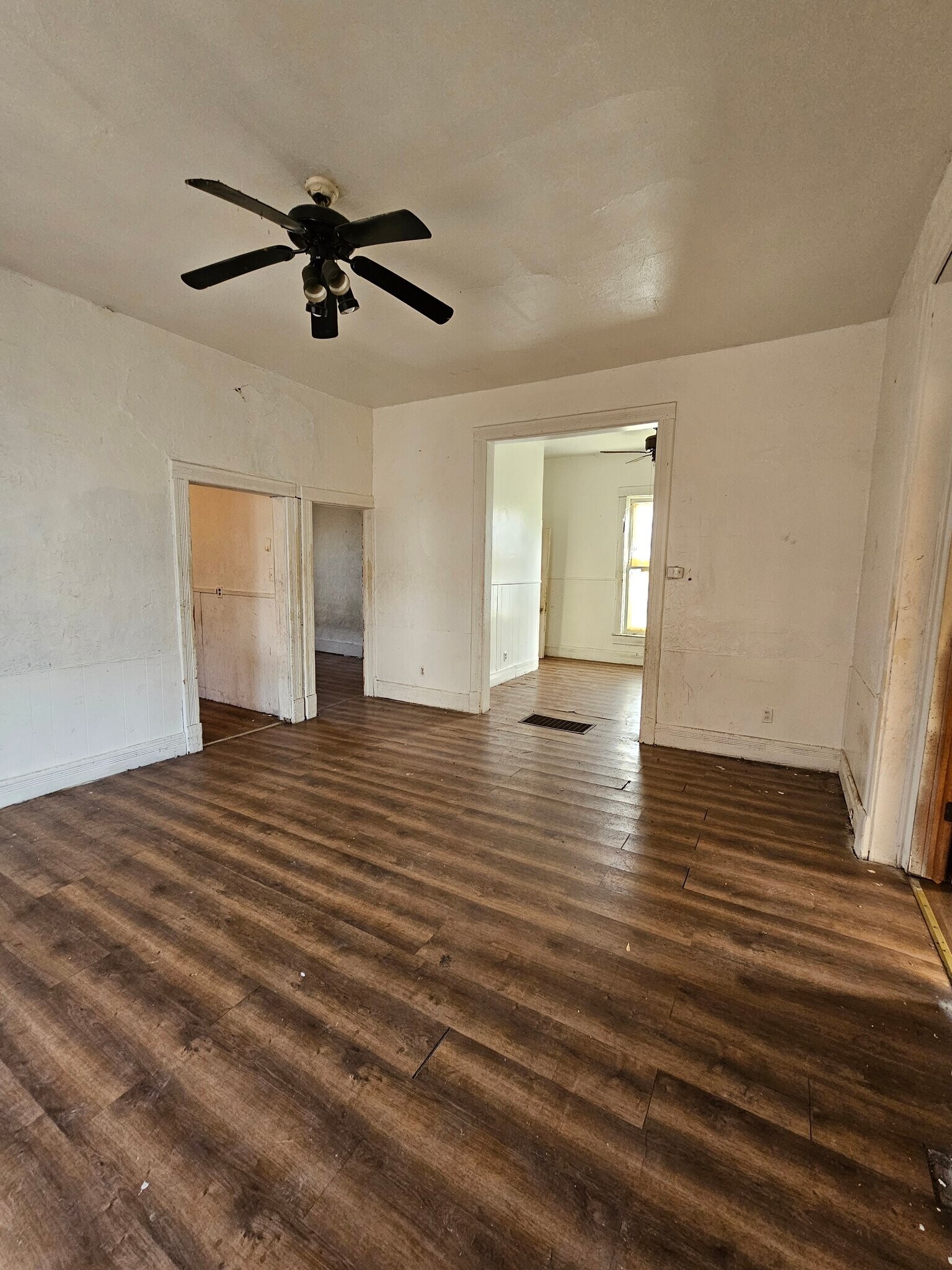 Building Photo - 254 W Peoria Ave