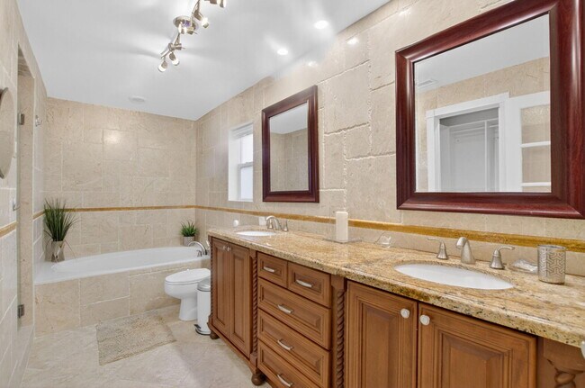 Building Photo - 10305 Crosswind Rd
