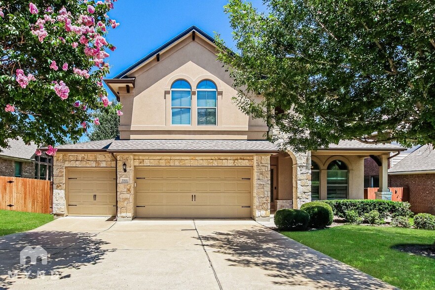 Primary Photo - 5501 Sendero Springs Dr