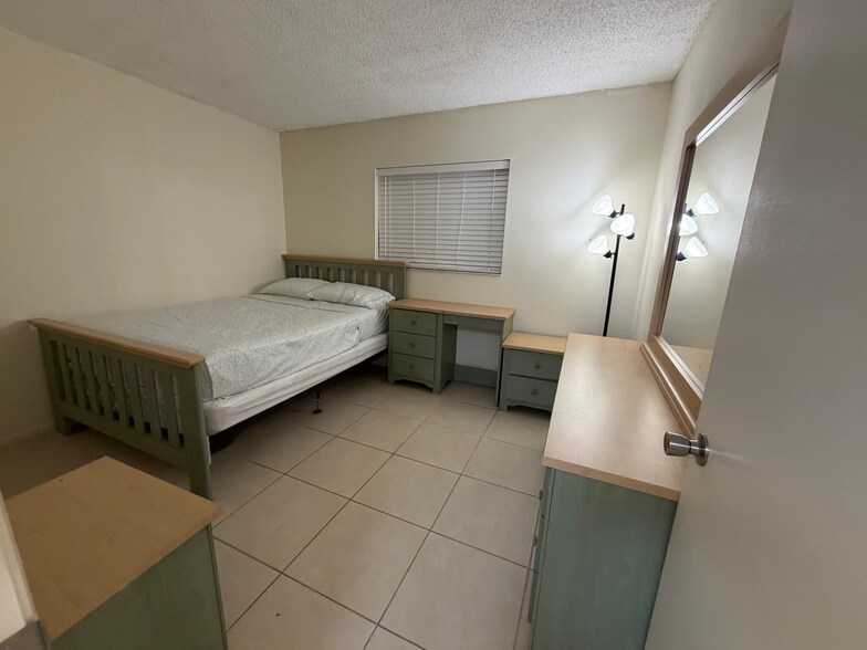 Building Photo - 7209 Cloister Dr