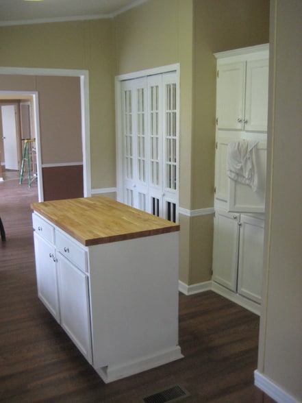 Building Photo - 13915 Monarch Way
