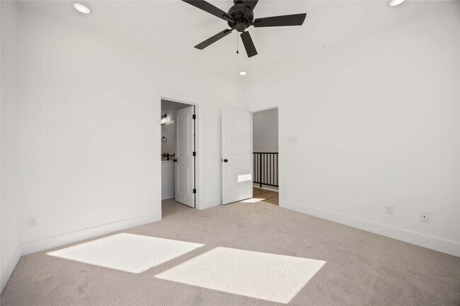 Building Photo - 1466 Ferguson Way