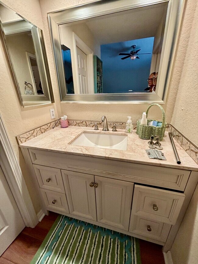 Building Photo - 76923 Turendot St