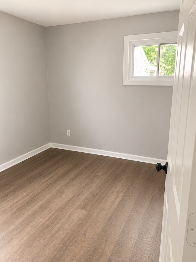 Building Photo - Beautifully Renovated 2BR Home with Stunning Backyard & Modern Kitchen