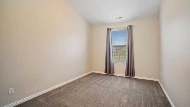Building Photo - 10828 Wynview Ln