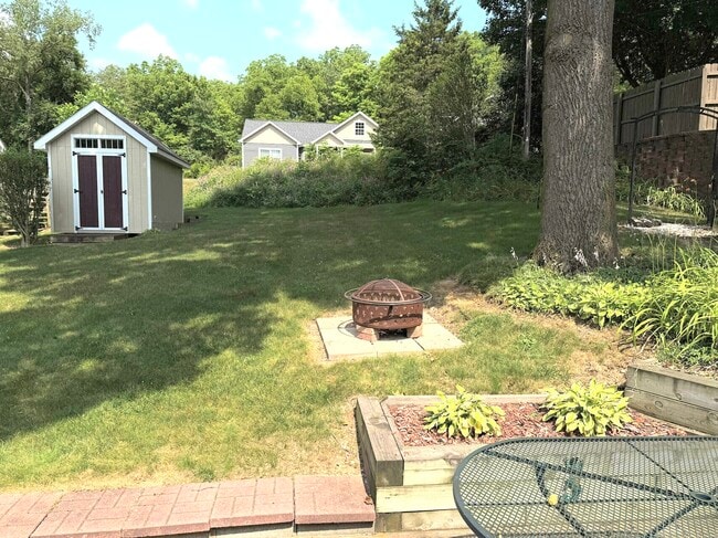 Building Photo - GLH