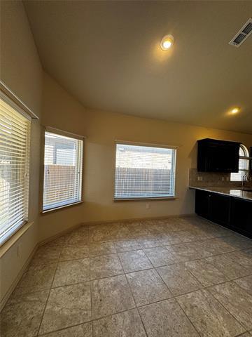 Building Photo - 2604 Triangle Leaf Dr