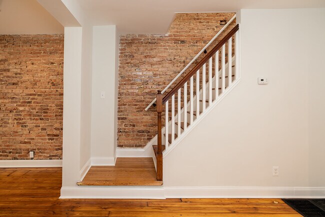 Building Photo - 2724 Hampden Ave