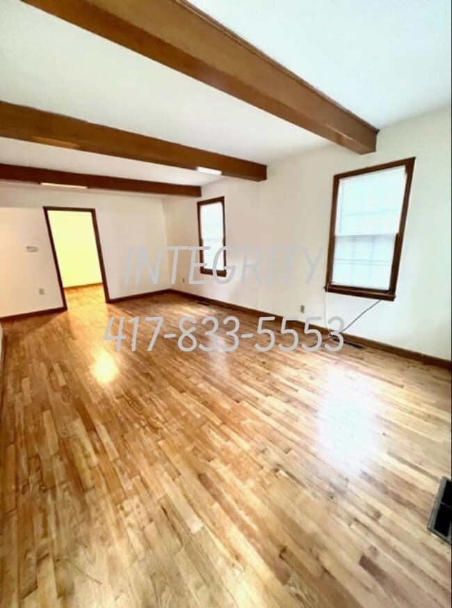 Building Photo - 2618 W Elm St
