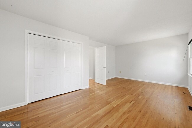 Building Photo - 504 Tudor Dr