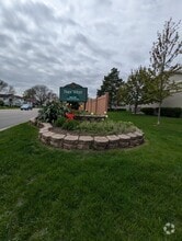 Building Photo - 693 Mallard Ln