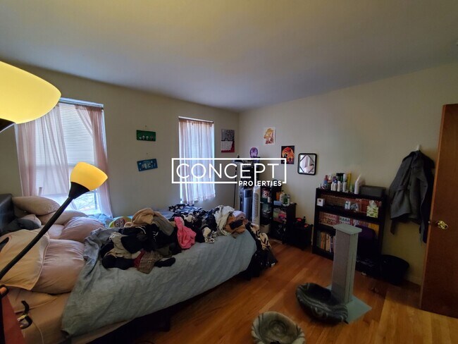 Building Photo - 2028 Massachusetts Ave