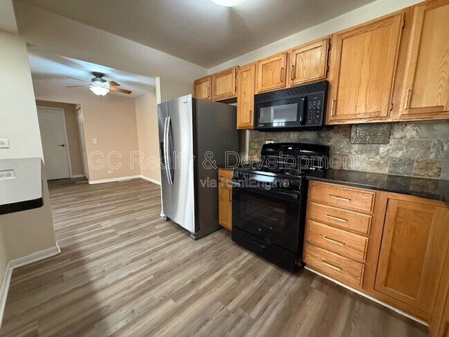 Building Photo - 1770 Bristol Walk