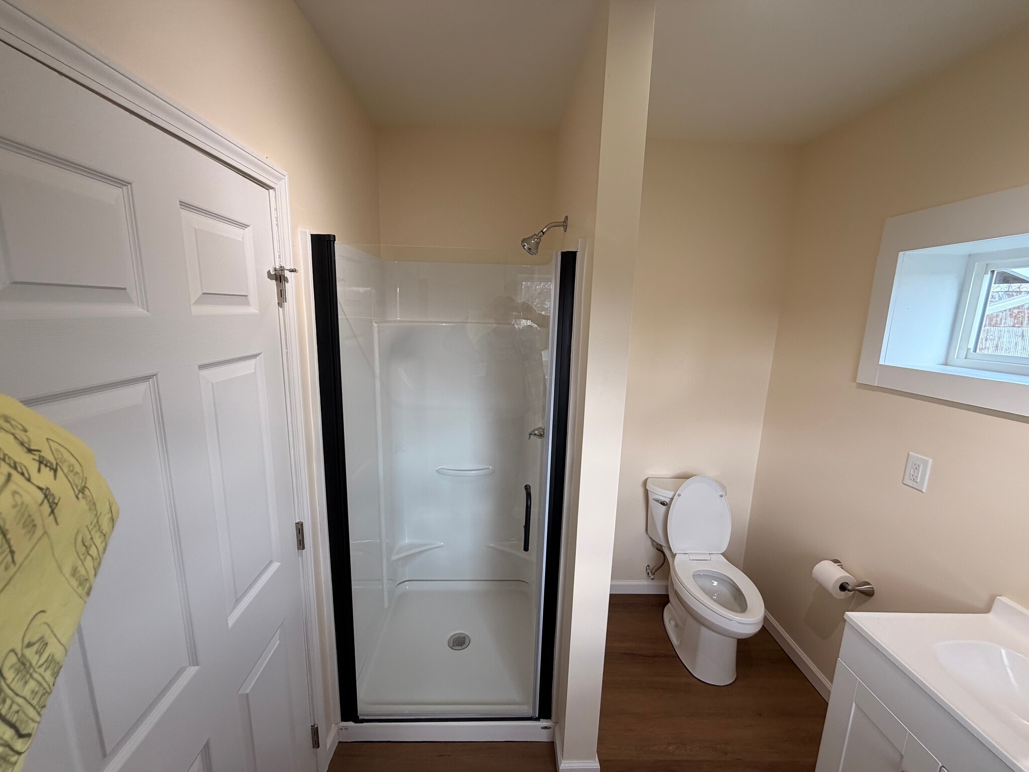 Bathroom and laundry hook up - 214 Perry St