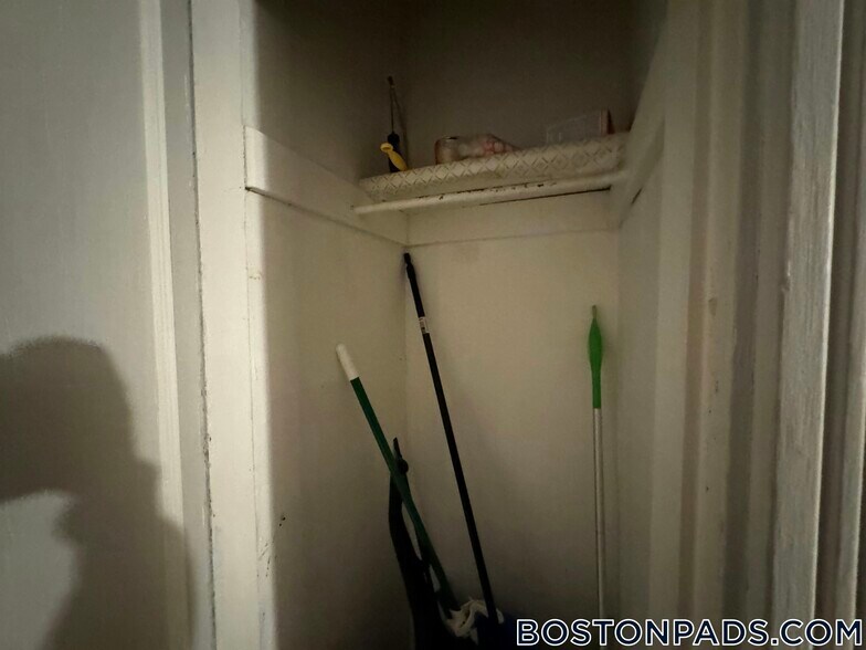 Building Photo - 1254 Commonwealth Ave