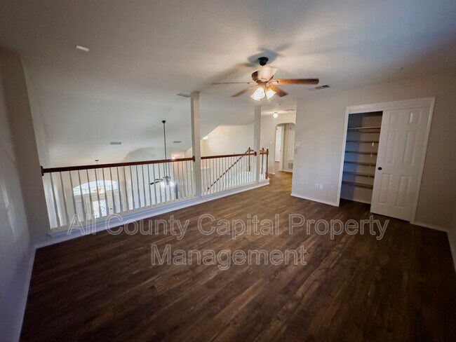 Building Photo - 320 Peanut Dr