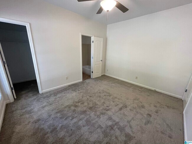 Building Photo - 112 Vann Cir
