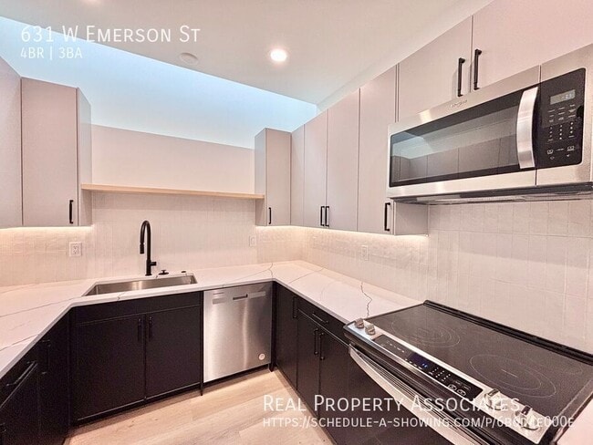 Building Photo - 631 W Emerson St