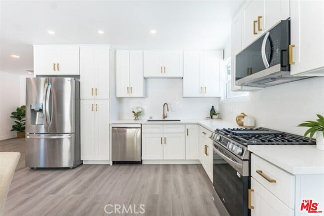 Building Photo - 11912 Elkwood St