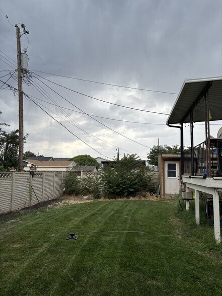 Building Photo - 125 W 8710 S