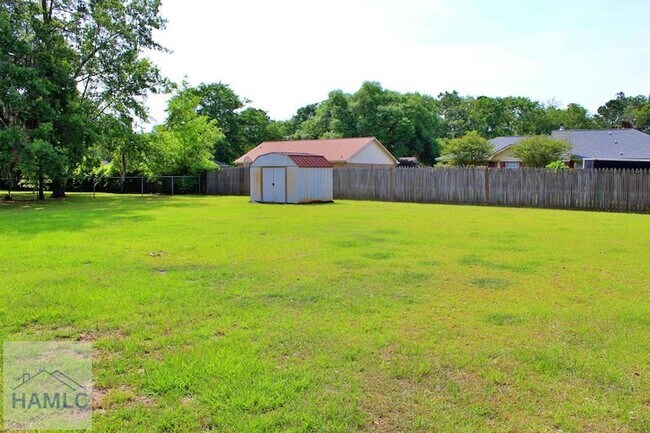 Building Photo - 180 Waters Ave