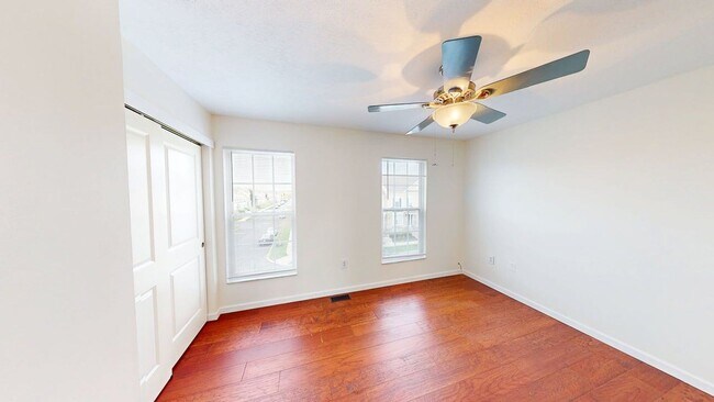 Building Photo - 5288 Royal Arch Cascade Dr