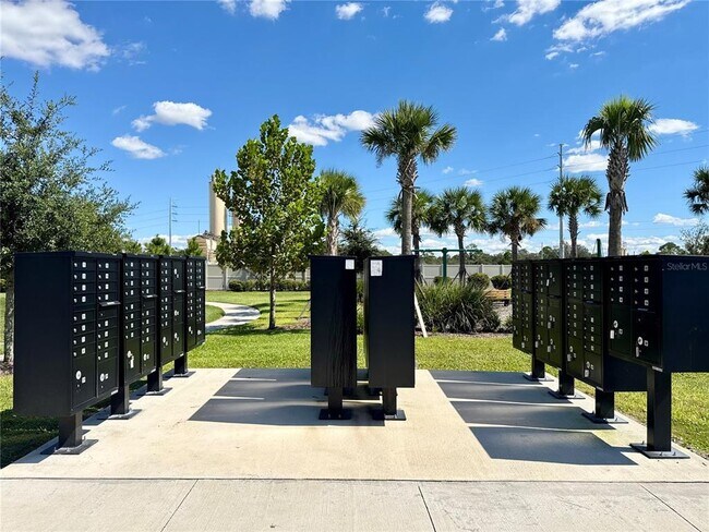 Building Photo - 337 Wayland Dr