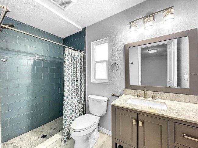 Building Photo - 6809 S Himes Ave