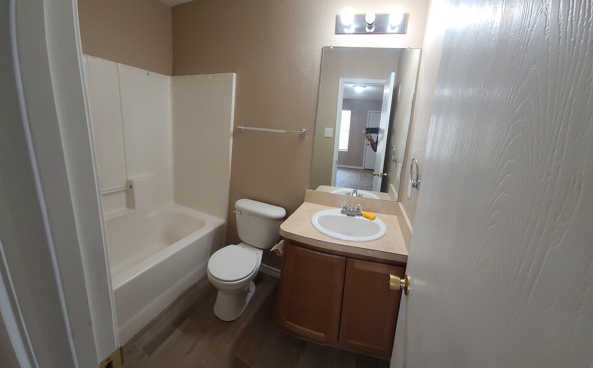 Building Photo - 8013 Julie Ave